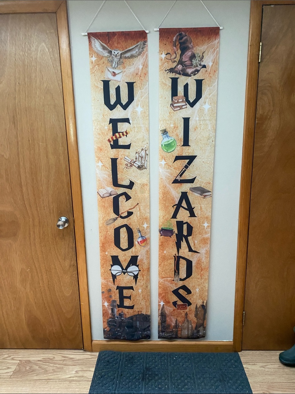 Welcome Wizards Orange Wall Banner Set - Home Wall Decor